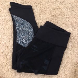 Camo LuLulemon crops